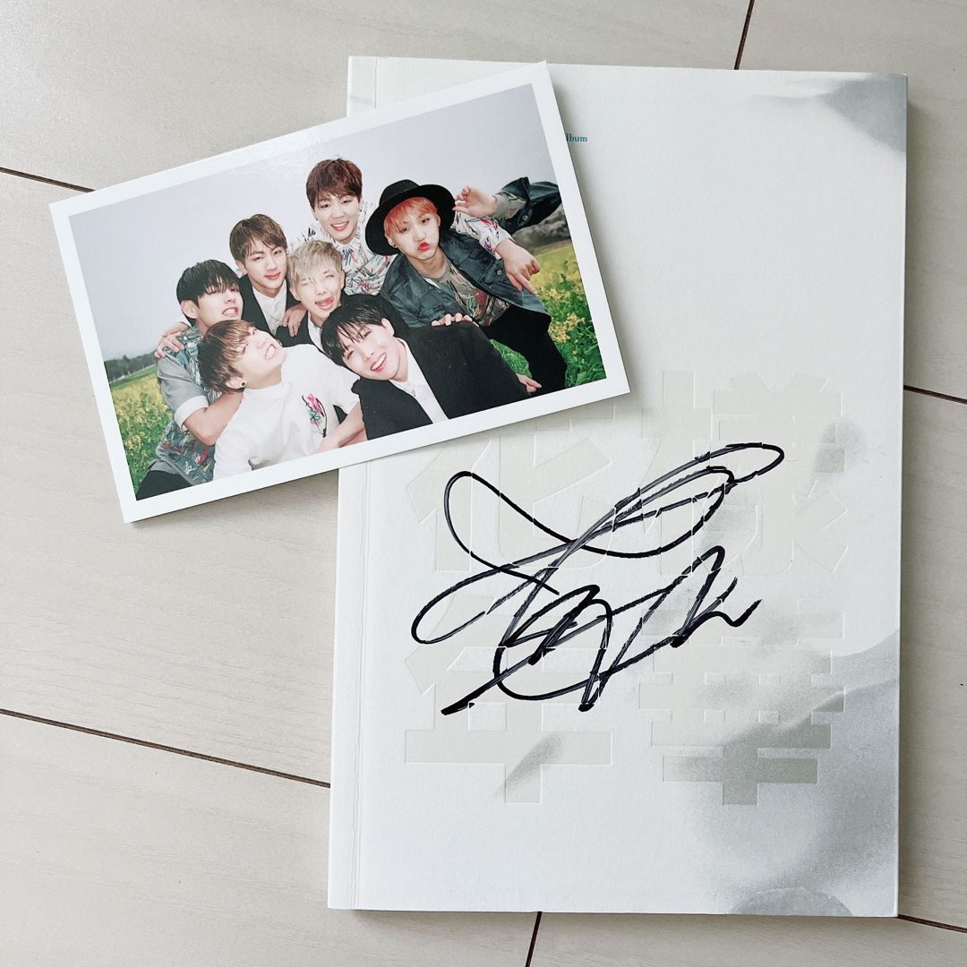 貴重 直筆サイン入 Me,Myself, V BTS 写真集 テテ キムテヒョン防弾少年団