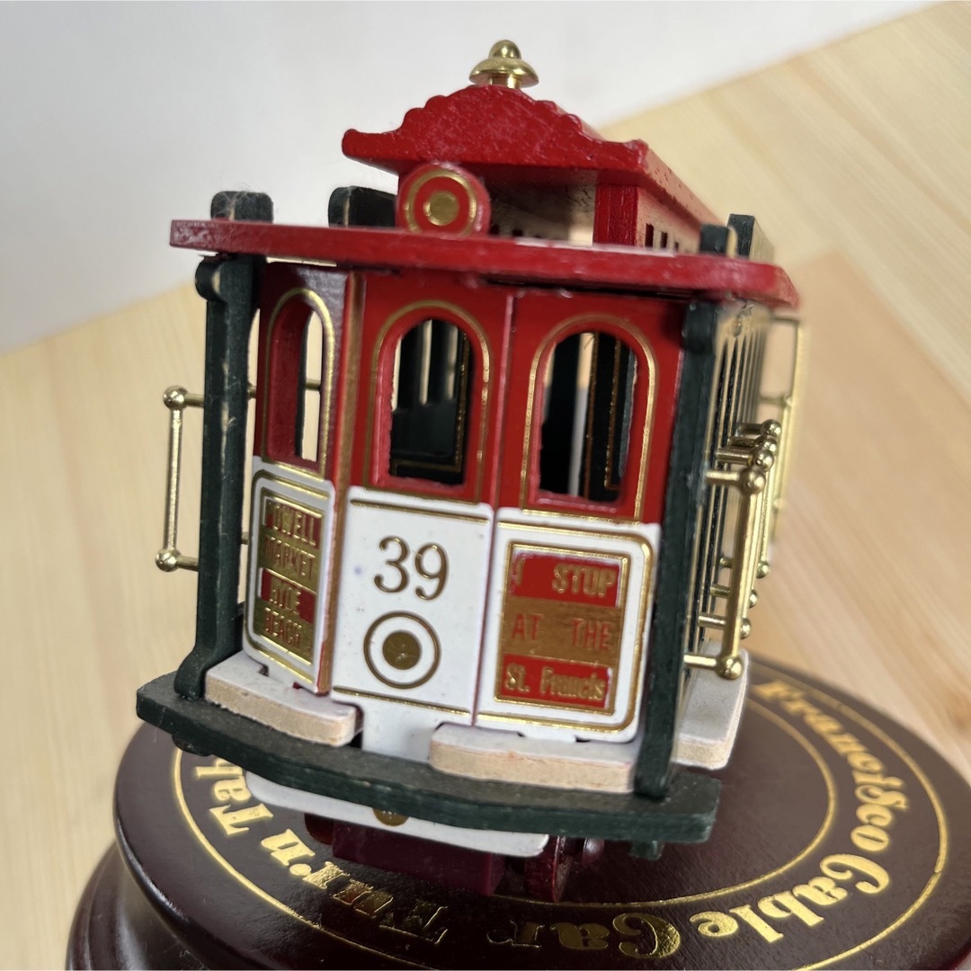 パウエルハイド ケーブルカー サンフランシスコ ミュージックボックス