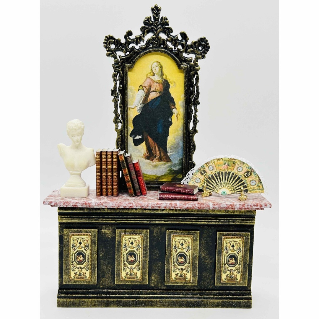 ☆ドールハウス用マリア様絵画棚 ミニチュア家具の通販 by ♱ killer