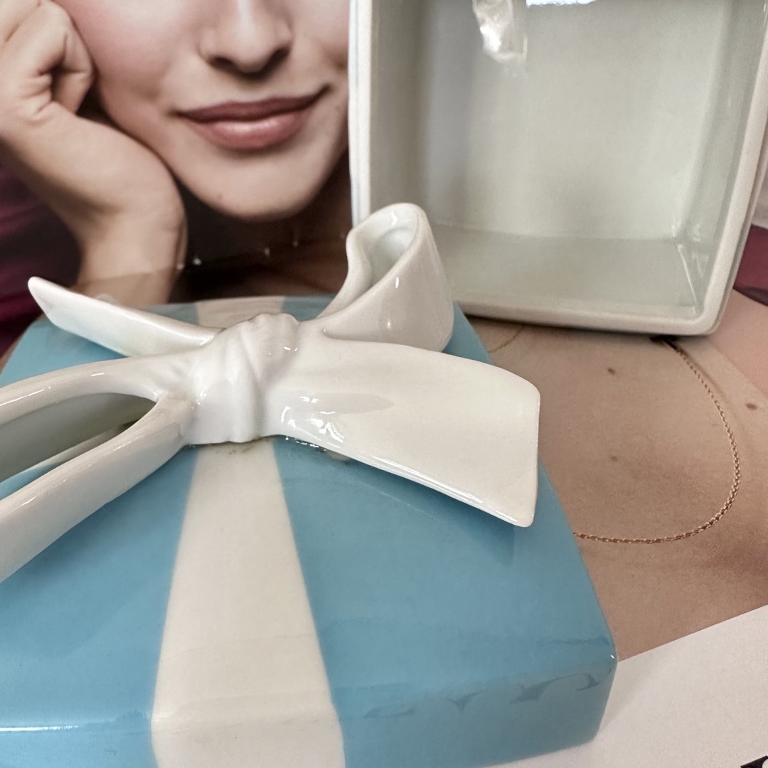 Tiffany & Co. - 大きいサイズTiffany&Co.陶器ブルーボックス小物入れ