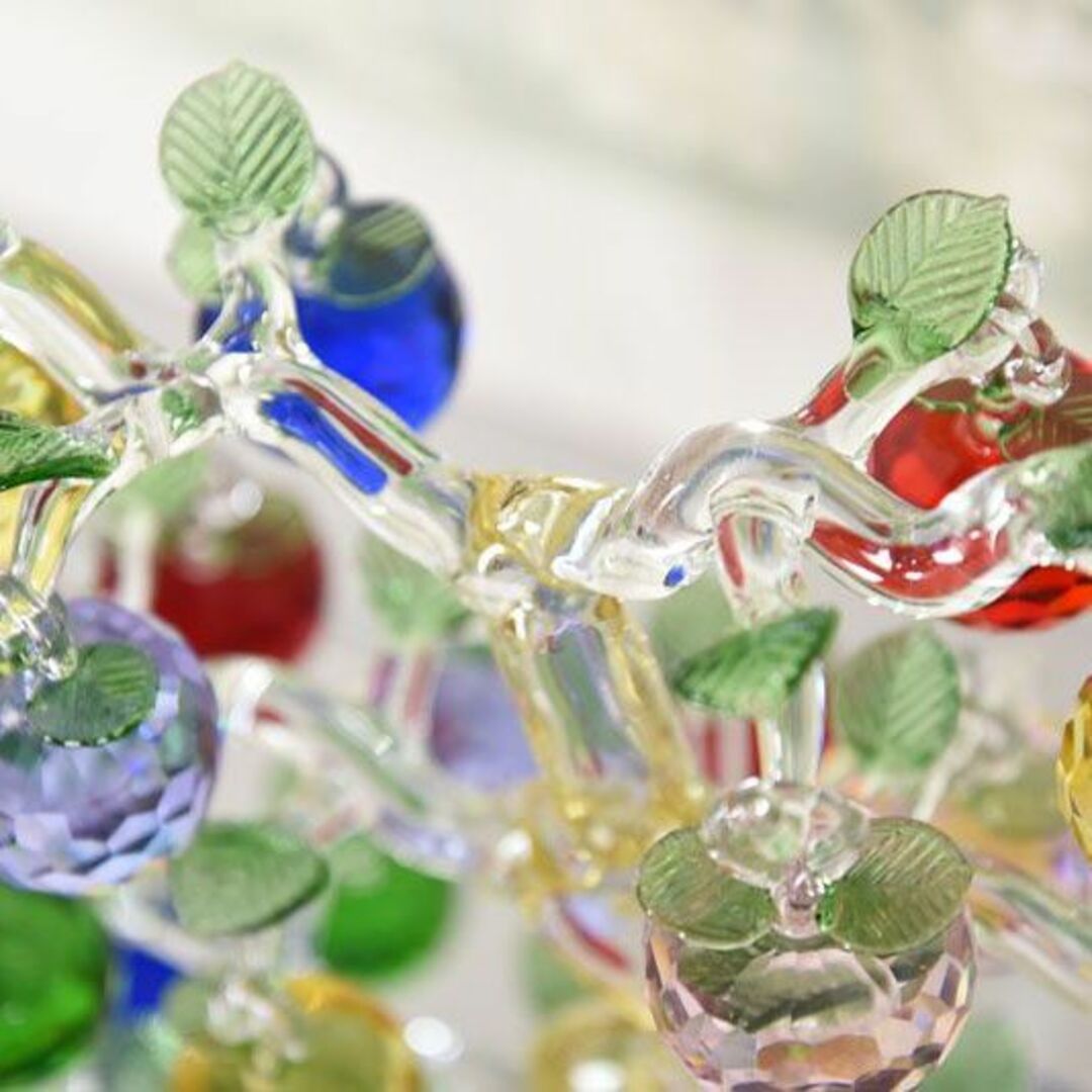 ガラスオブジェ キラキラ林檎の木の通販 by Pinky｜ラクマ