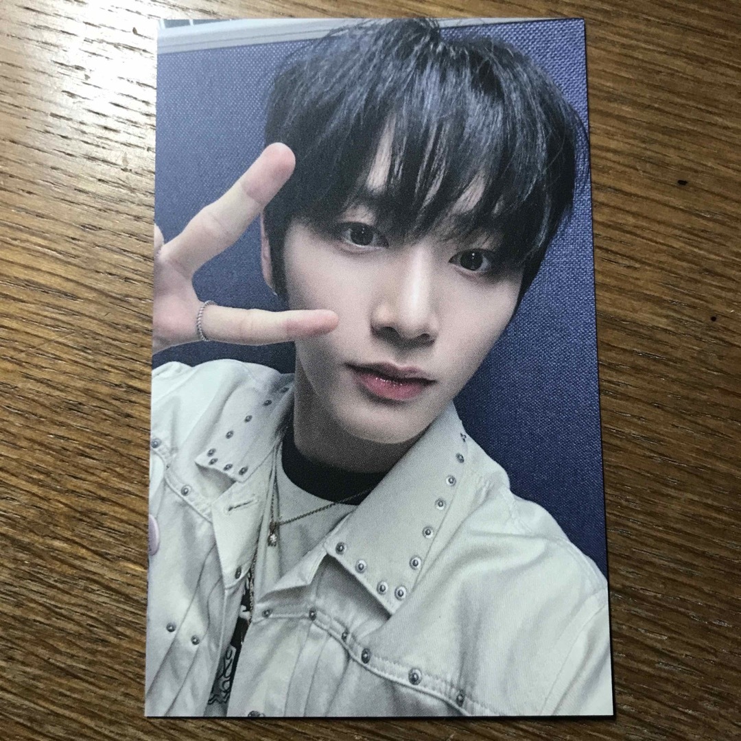 BOYNEXTDOOR テサン ユニバ ラキドロの通販 by よう｜ラクマ