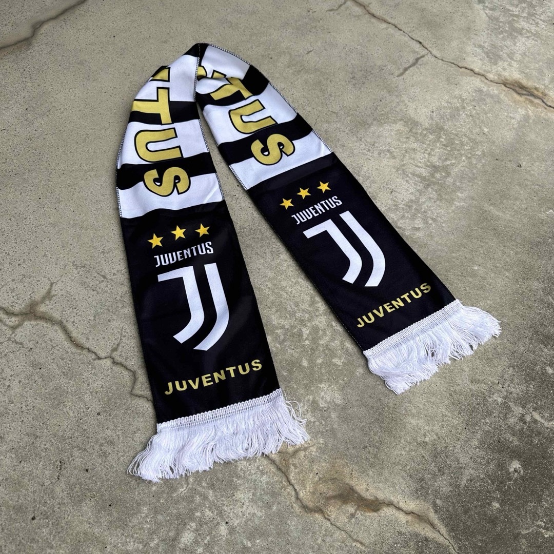 サッカーマフラー フットボールマフラー ユベントス juventusの通販 by