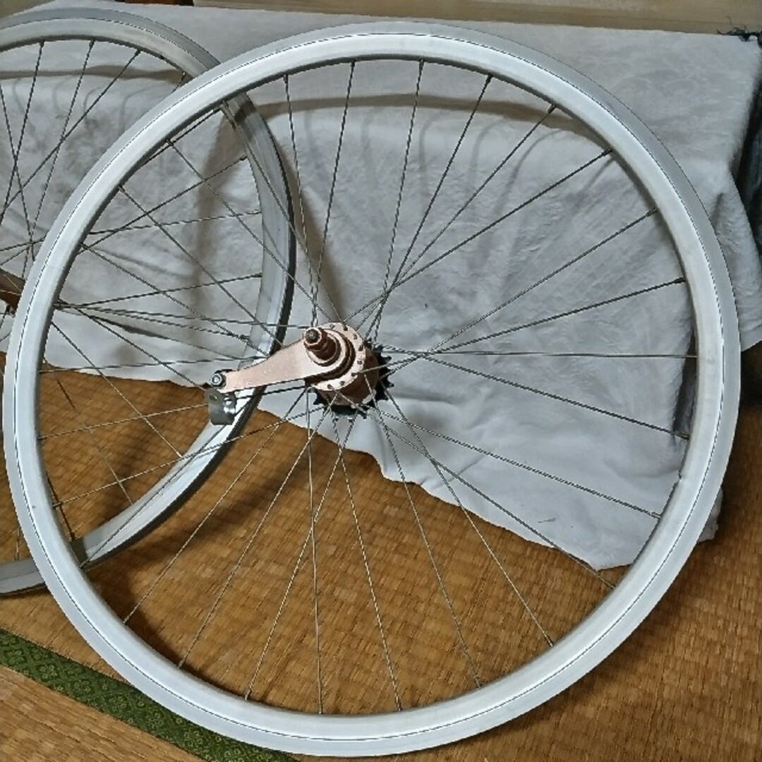 ピストバイク、シングル、コースターブレーキホイール700Cの通販 by