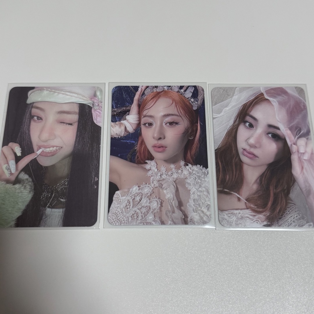 LE SSERAFIM - LE SSERAFIM EASY ユンジン トレカ 3枚セットの通販 by