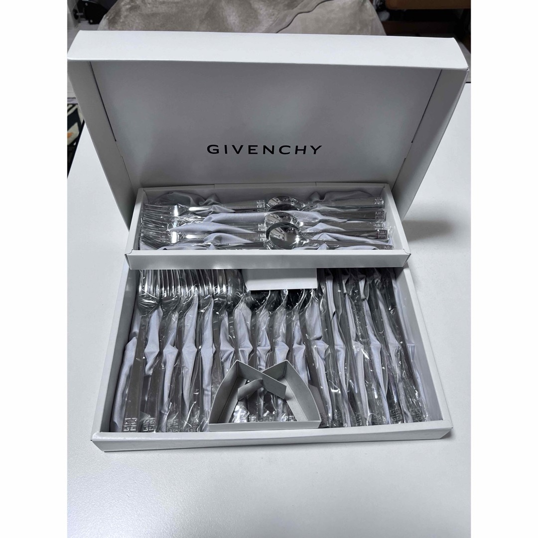 GIVENCHY - ジバンシー カトラリーセット 合計25本の通販 by ケイティ