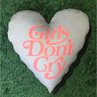 Girls Don't Cry（クッション）のフリマアイテム一覧