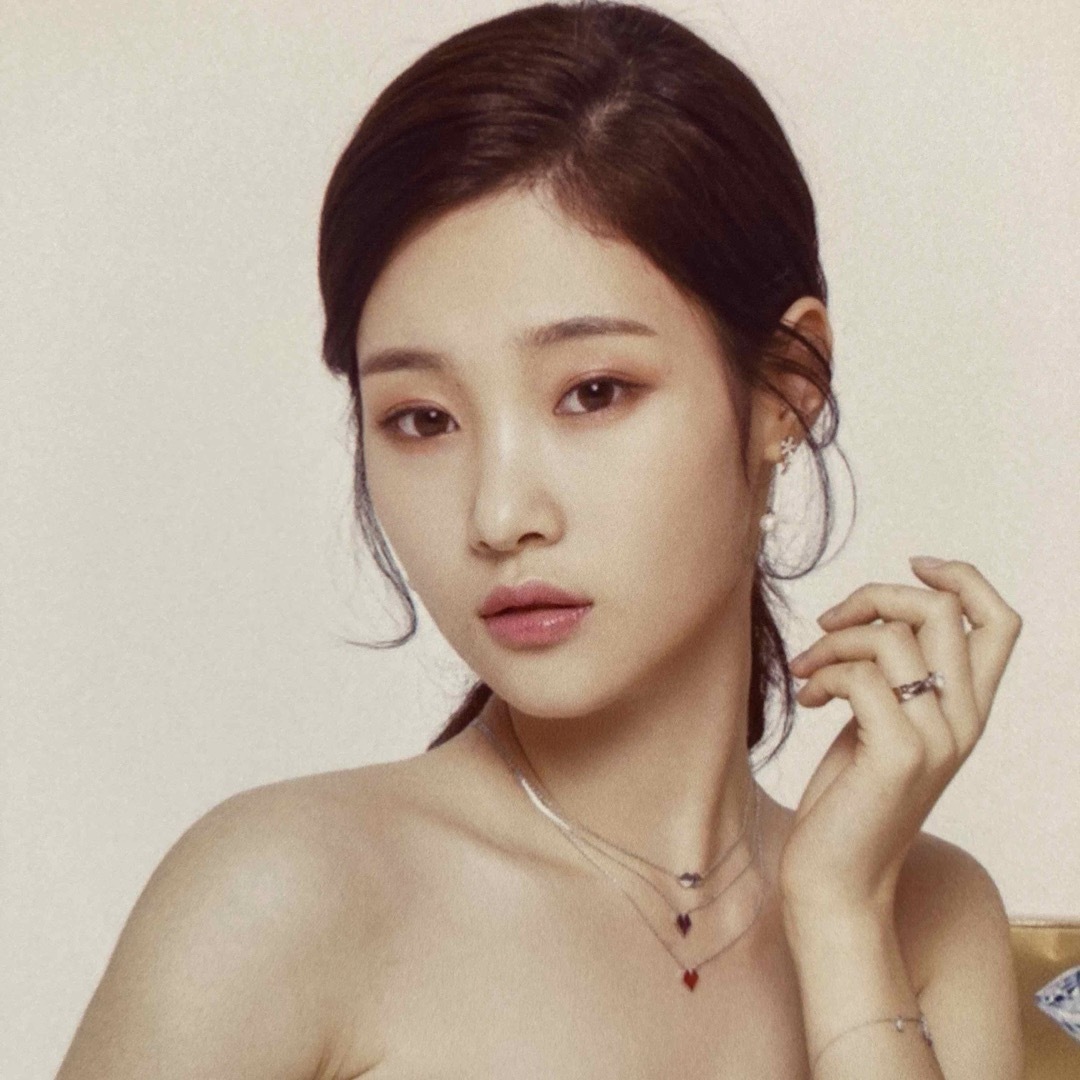 チョン・チェヨン直筆サイン入り2Lサイズ写真…Jung Chae yeonの通販 by