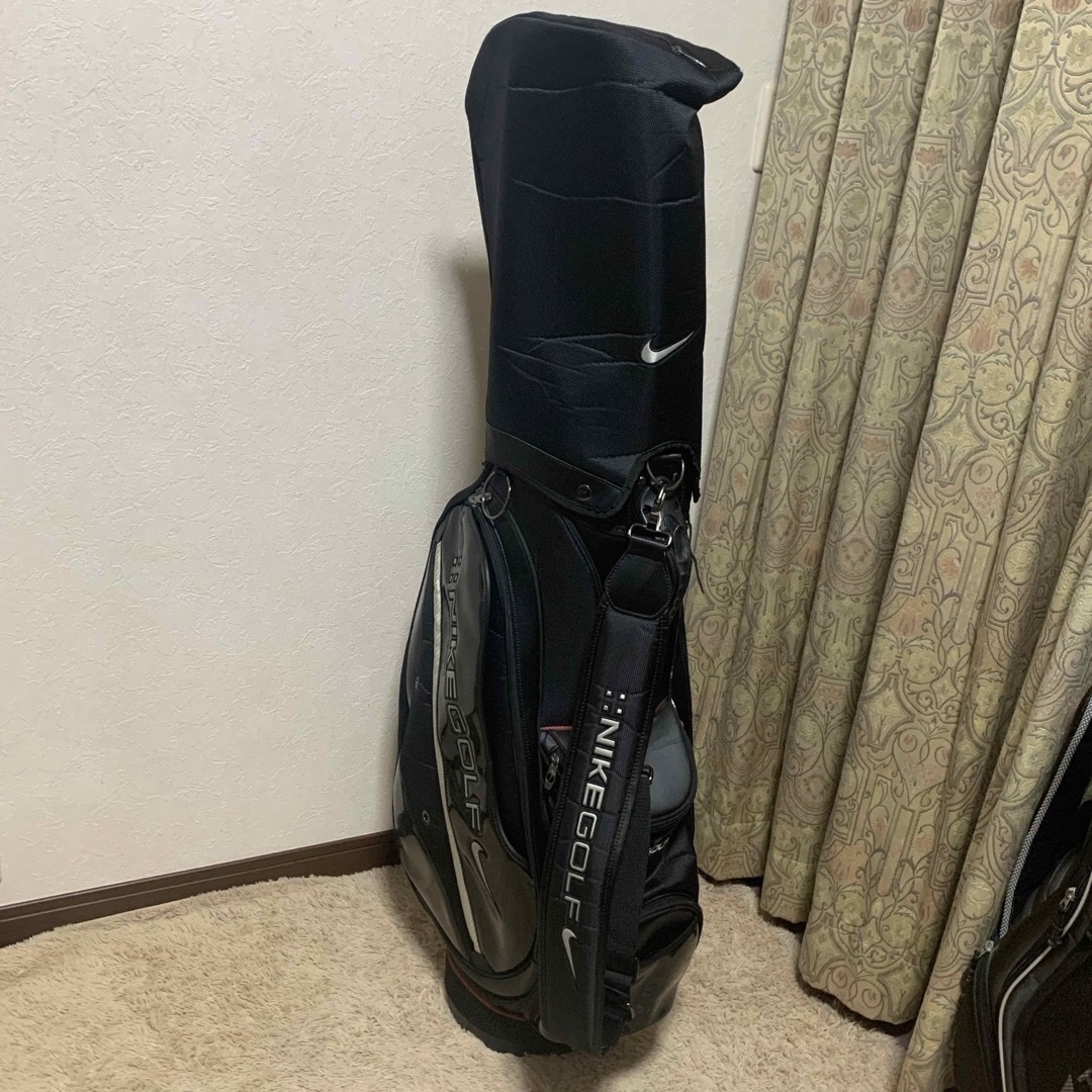 NIKE - 超カッコ良い‼️人気のNIKE GOLFブラック キャディバッグの通販