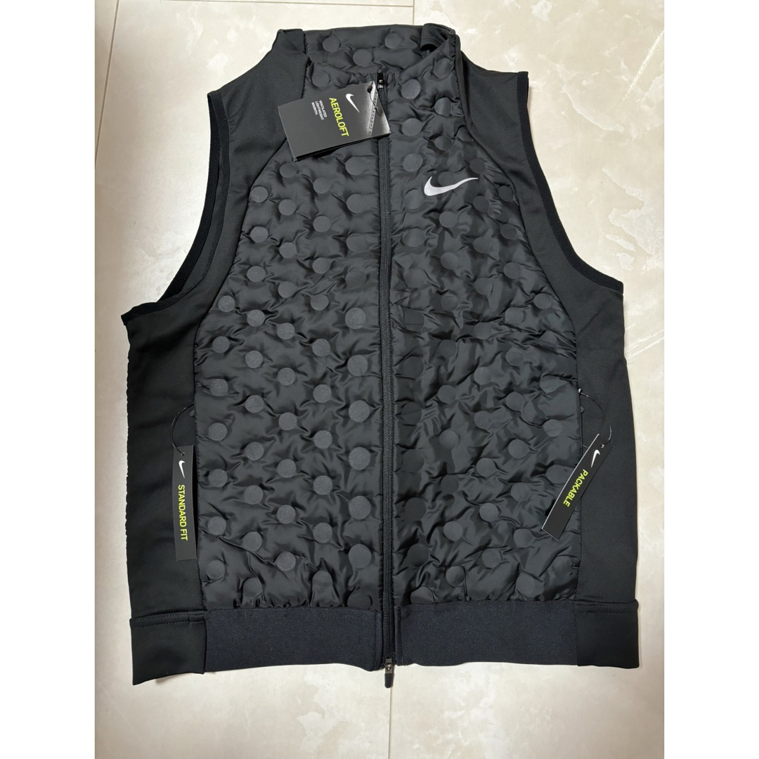 NIKE - NIKE ランニングベスト 新品未使用タグ付き エアロロフトの通販
