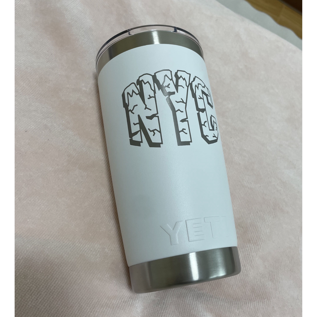 YETI - 新品【NYC限定】YETI (イエティ) Rambler 20oz タンブラーの