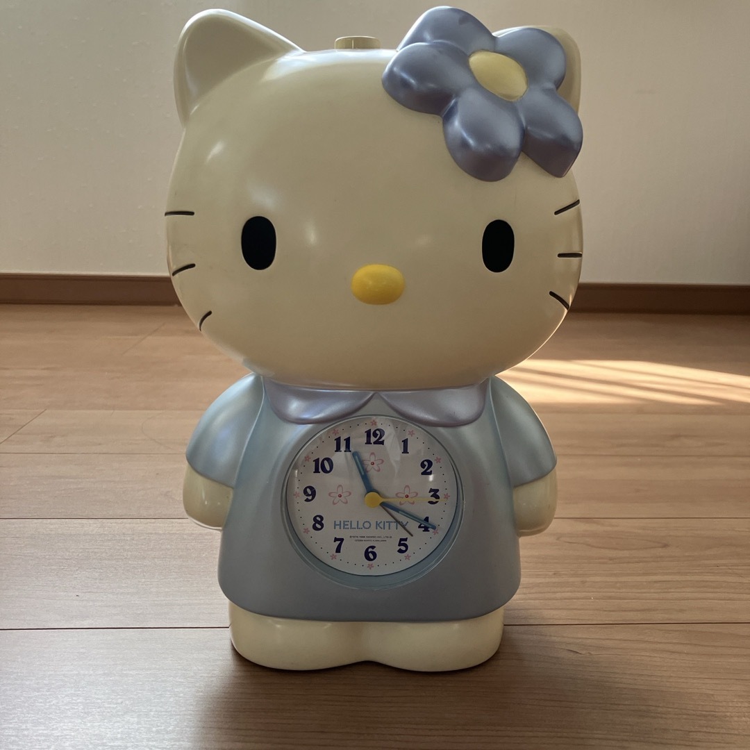 キティちゃん目覚まし時計 観賞用の通販 by みっちゃん's shop｜ラクマ