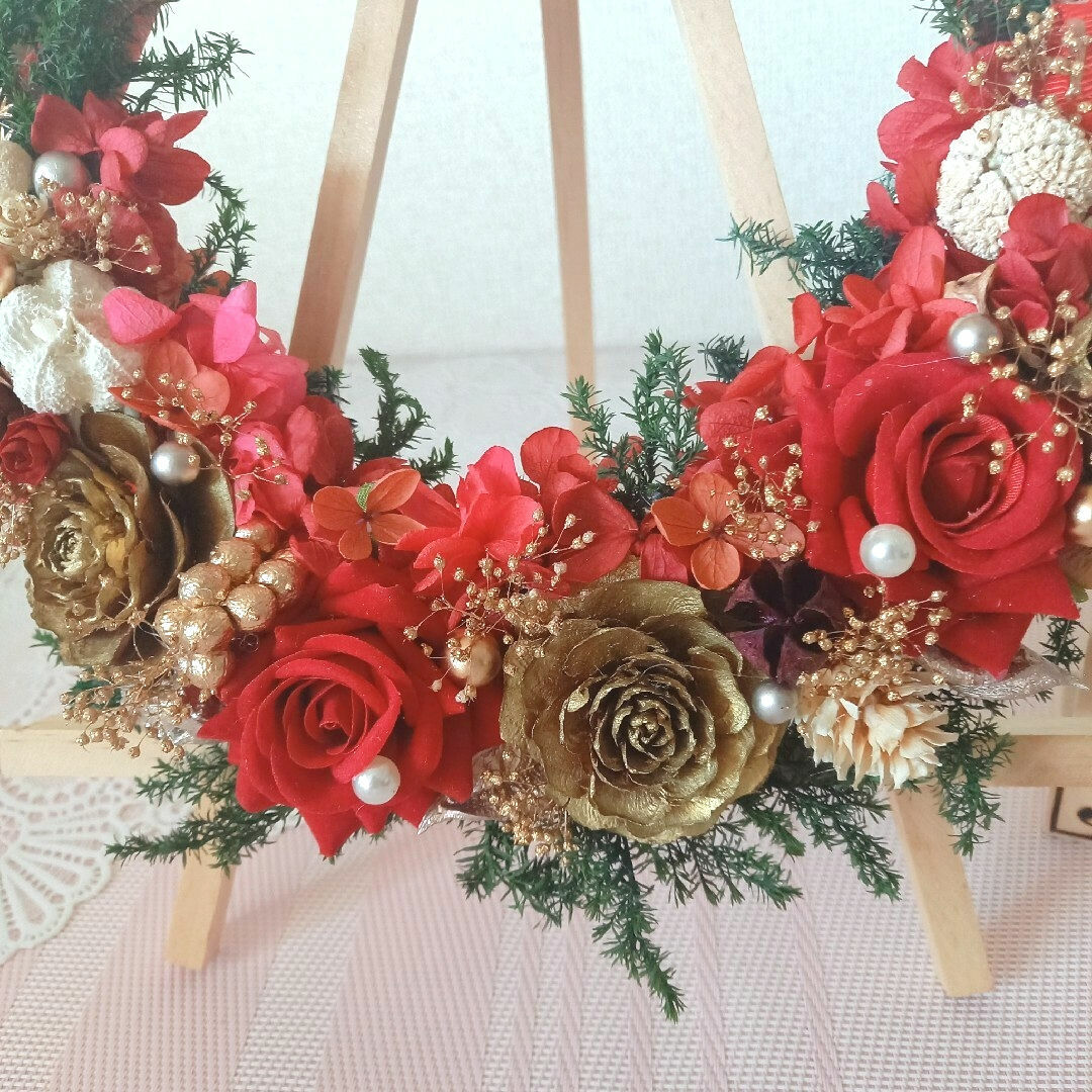 No141 2種のバラとリンリンベル❄︎.*キラキラリボンのクリスマス