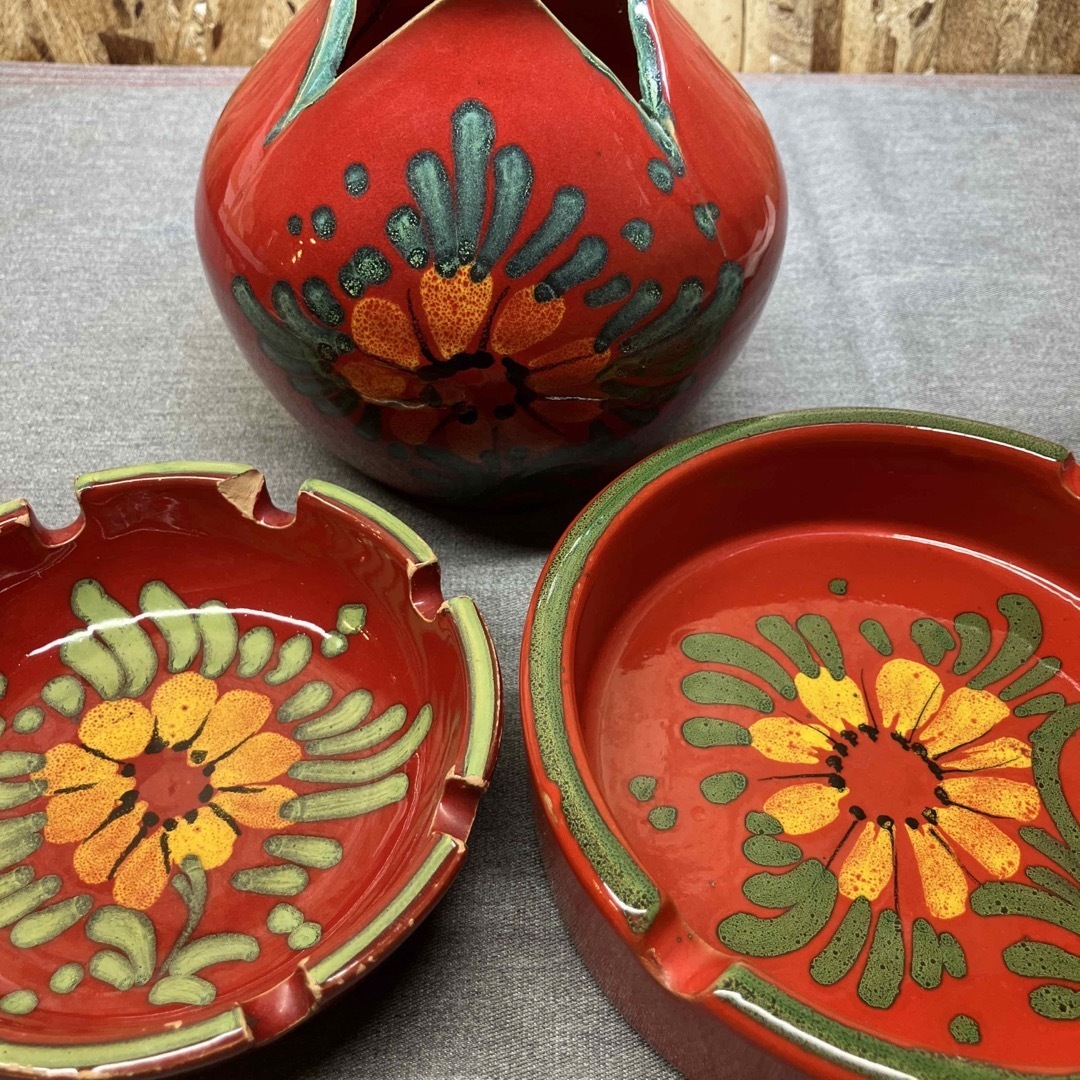 N①2443】イタリア製 花瓶と灰皿のセット 花瓶 灰皿 レッド レトロの