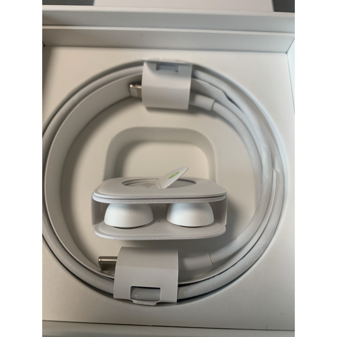 正規品］AirPods pro 美品 AirPods Pro 第1世代 ワイヤレス充電ケース