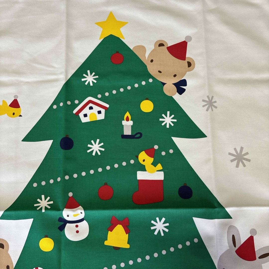 familiar - ファミリア クリスマスタペストリーの通販 by noa's shop