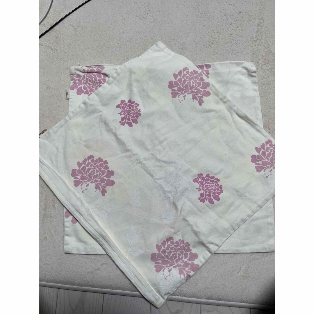 LAURA ASHLEY - レアなローラアシュレイ Laura ashley クッション