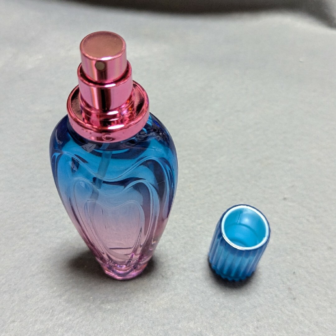 ESCADA - 廃盤希少エスカーダアイランドキッスオードトワレ50mlの通販