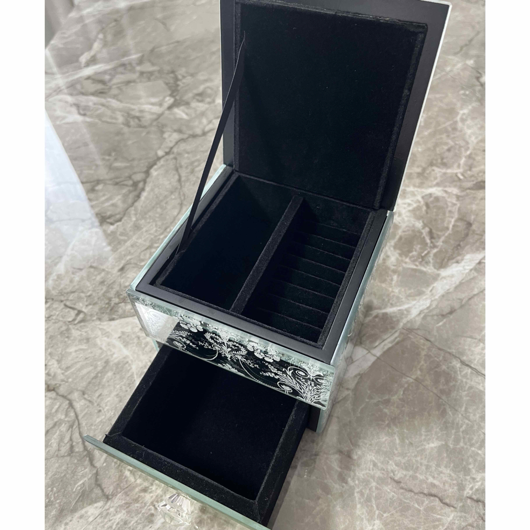 LAURA ASHLEY - [美品]ローラアシュレイ ジュエリーボックスの通販 by