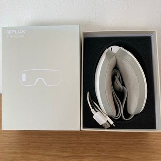 値下げ＊ NIPLUX アイリラックス ホワイト NP-ER20Wの通販 by