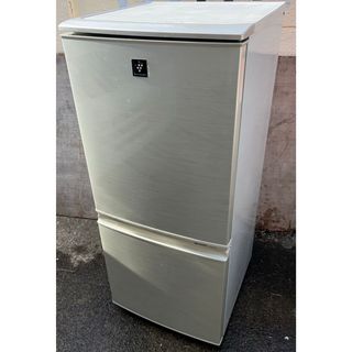 SHARP（冷蔵庫 ・ シルバー/銀色系）のフリマアイテム一覧