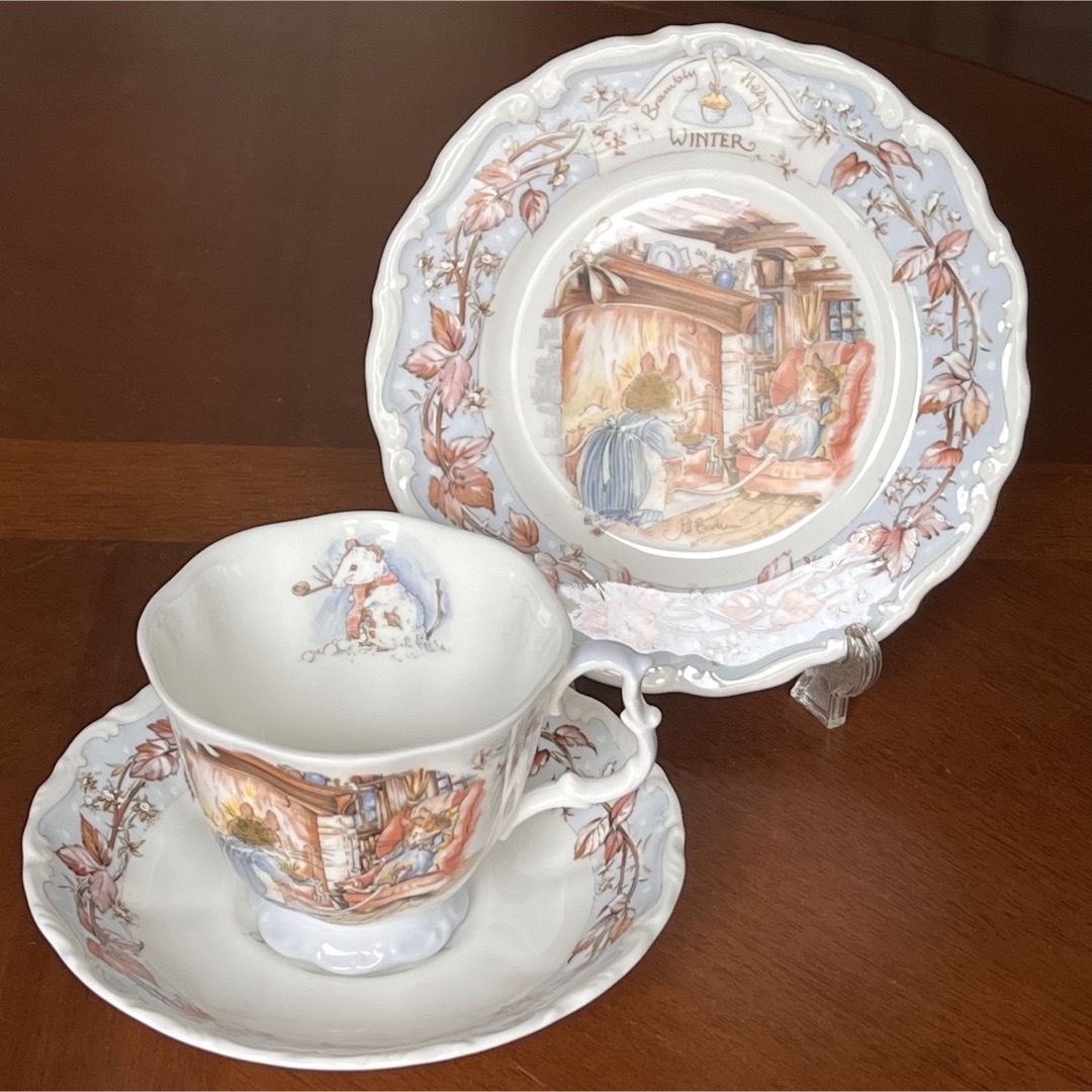 Royal Doulton - 【美品】ロイヤルドルトン☆ブランブリーヘッジ