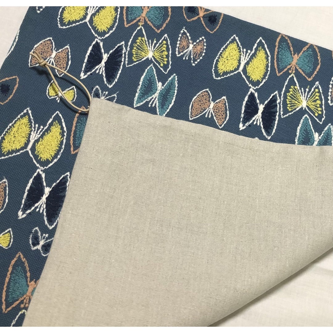 受注製作】ミナペルホネン スカイフラワー クッションカバー ブルーの