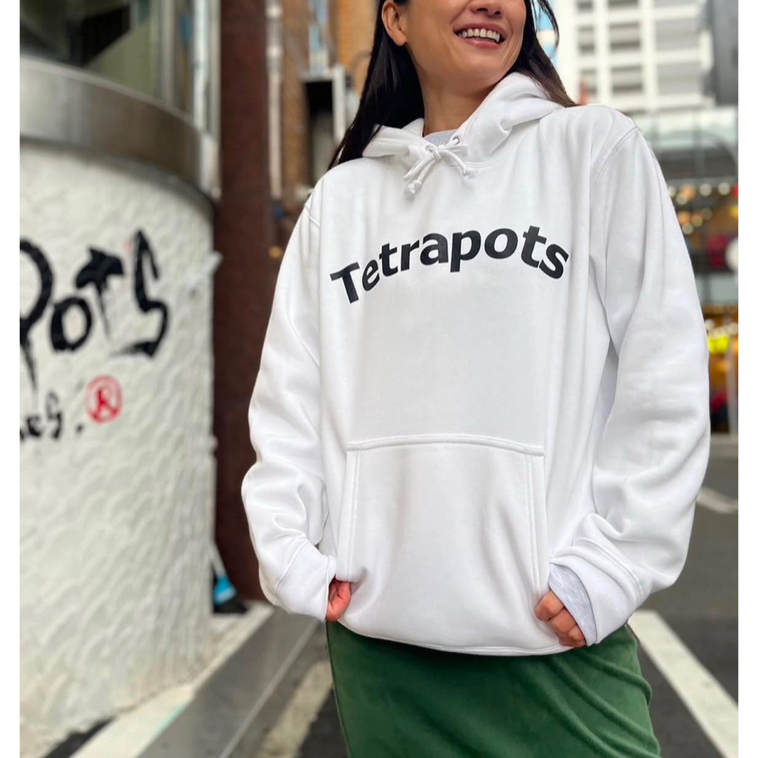 新品未使用 テトラポッツ ホワイトパーカー スウェットXXL 美品の通販