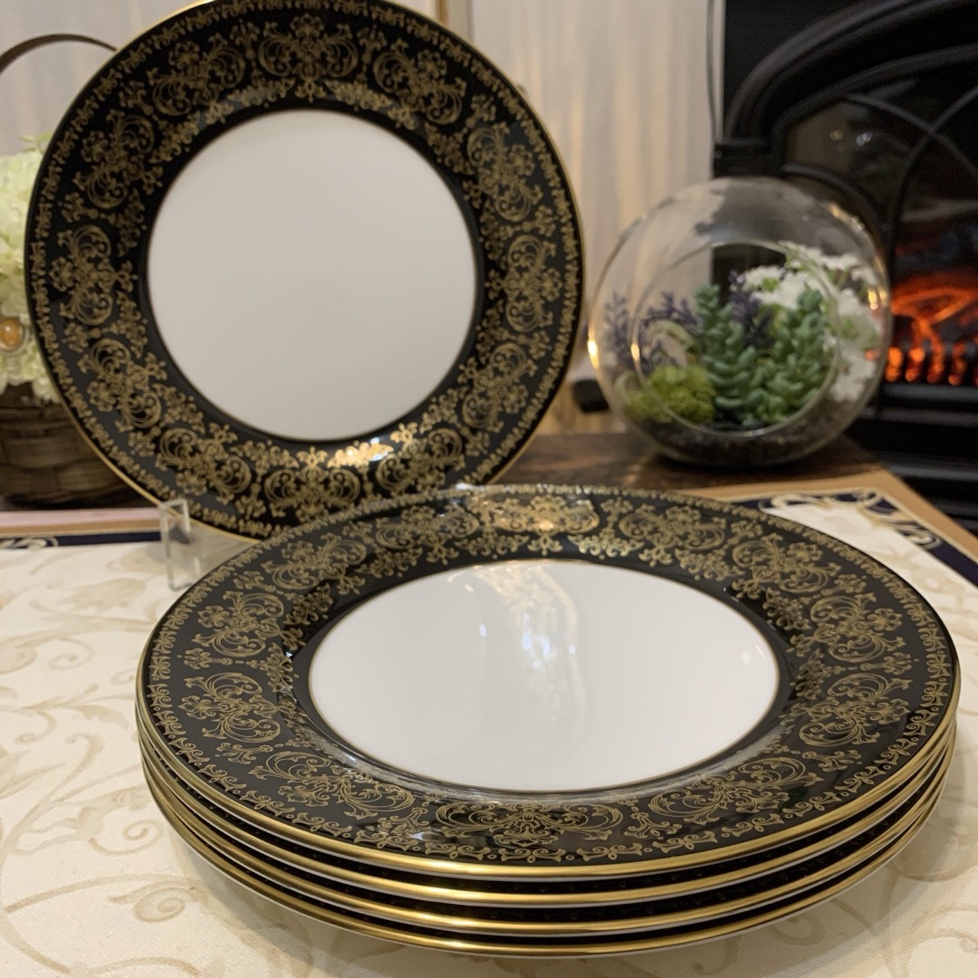 WEDGWOOD - 未使用 ウェッジウッド カーナボン 20.5cmデザートプレート