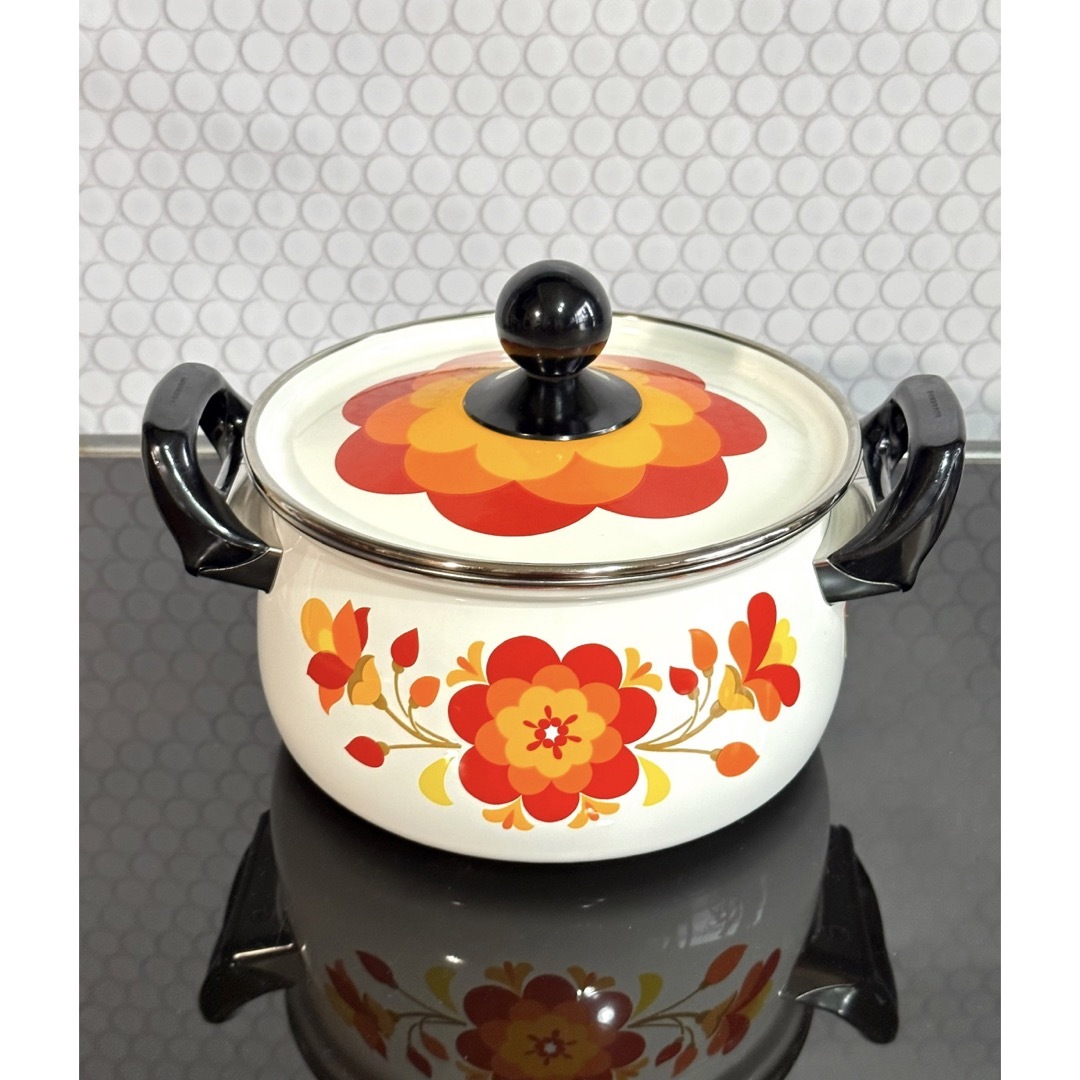 昭和レトロポップ ホーロー鍋 マルビシ フィオーレ 20cm 花柄 両手鍋の