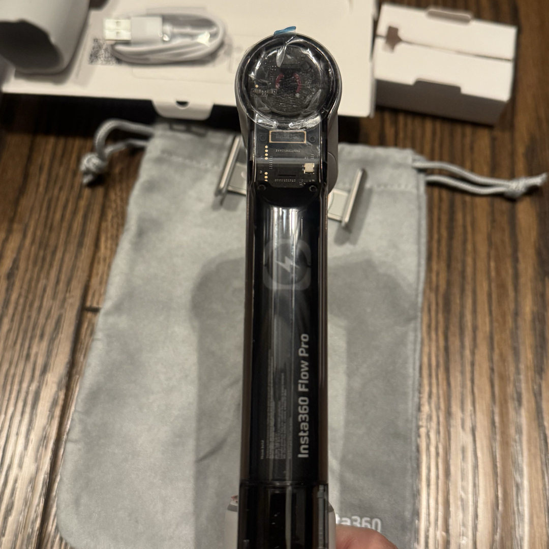 insta360 - 【値下げ】【美品】Insta360 FLOW PROの通販 by