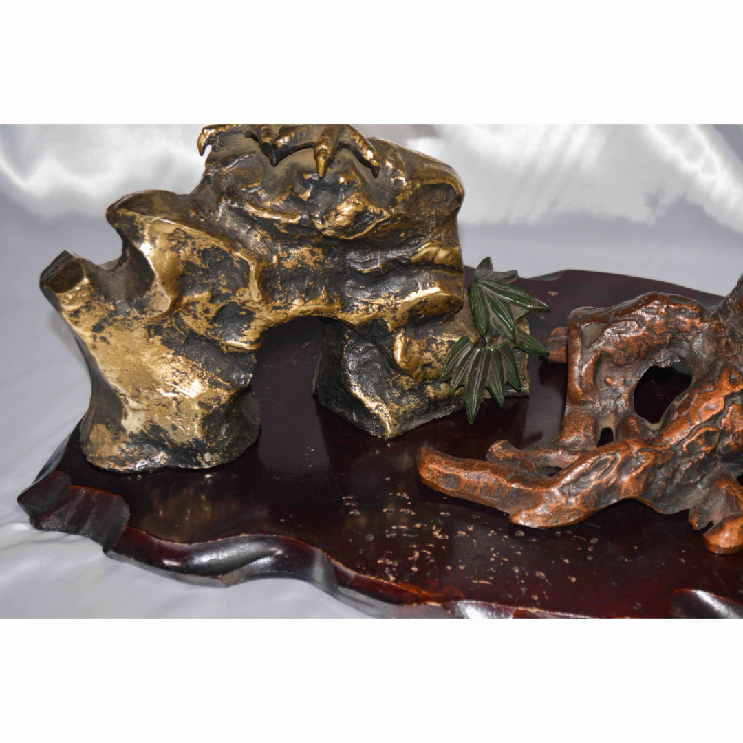 金属製・鷲・鷹・鳶・置物の通販 by TY's shop｜ラクマ