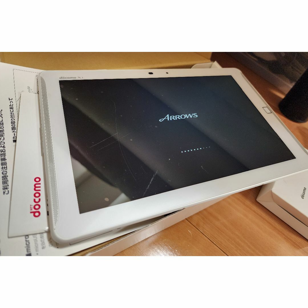 NTTdocomo - 美品□ワンセグ・フルセグ対応タブレット ドコモ ARROWS