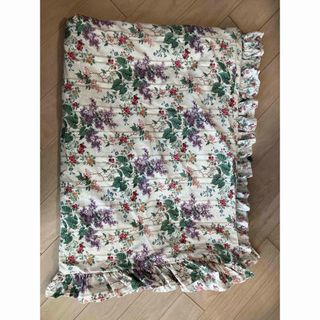 LAURA ASHLEY（寝具）のフリマアイテム一覧