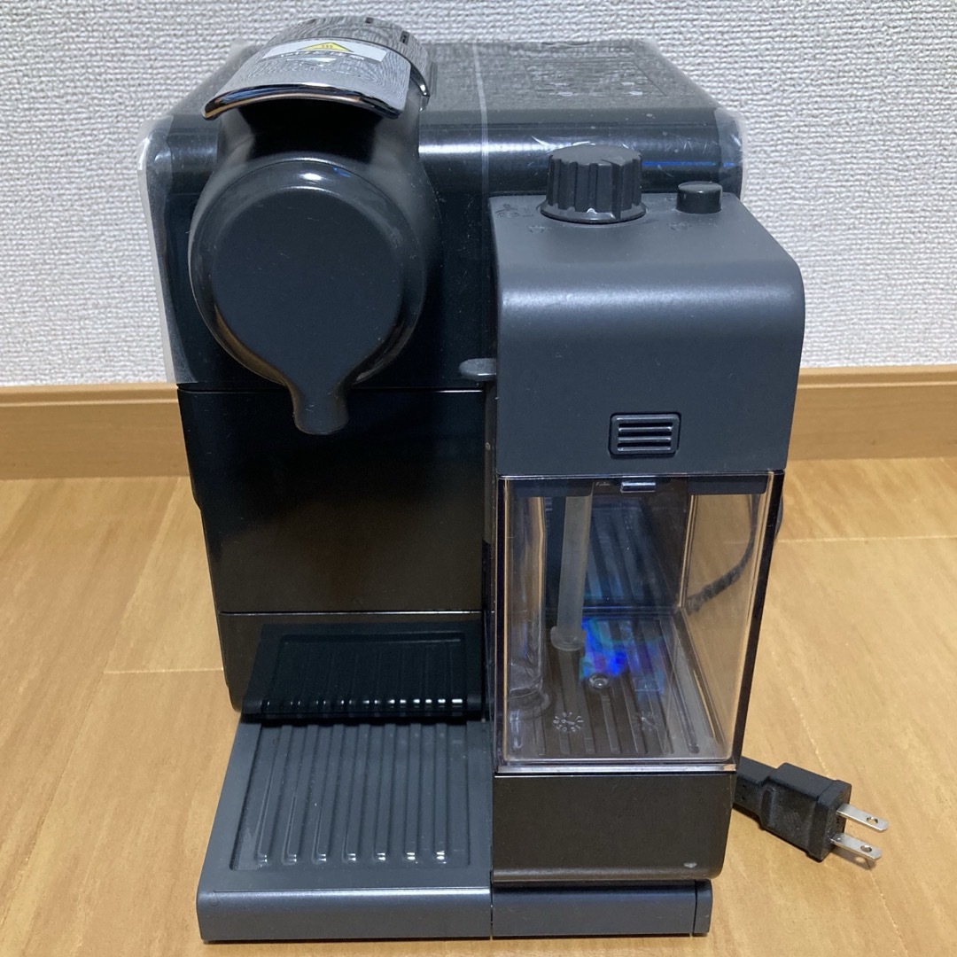 NESPRESSO - ネスプレッソ ラティシマタッチプラス ブラックの通販 by