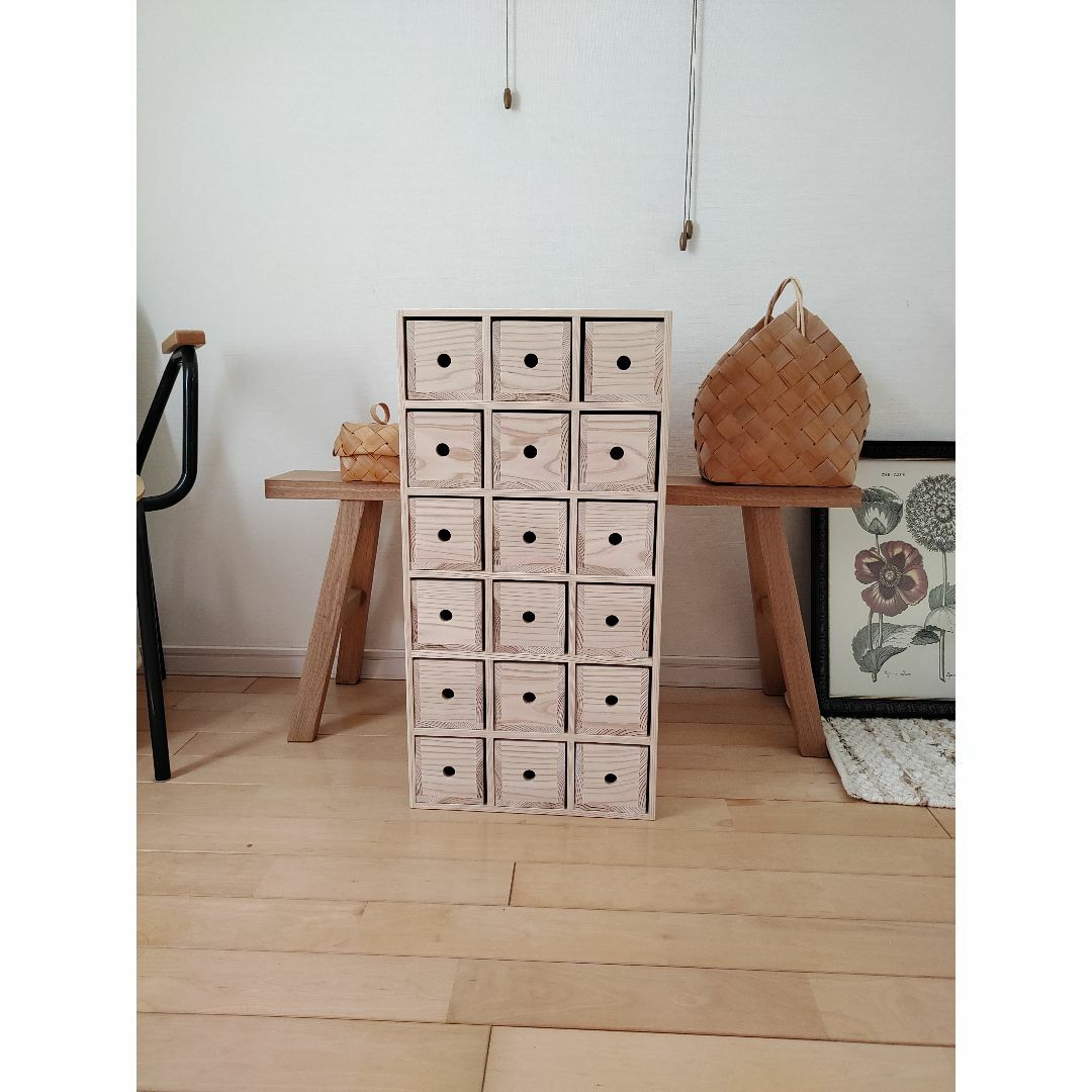 ☆送料無料☆オーダー可能☆丸穴6段3列小引き出し/サイズ変更可能無垢