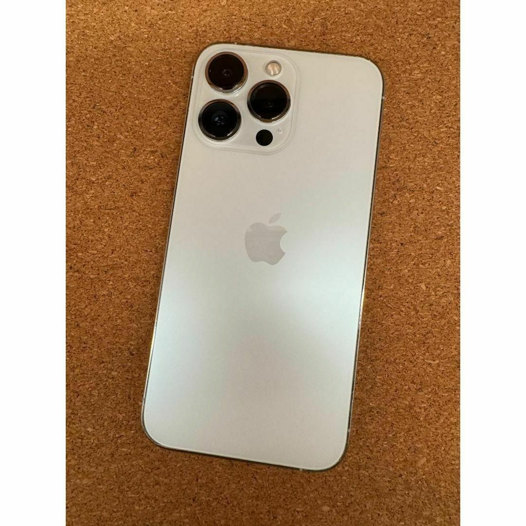iPhone 13 Pro シルバー 256 GB バッテリー100%の通販 by ちょこれーと