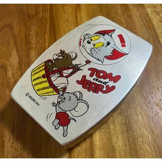 昭和レトロ品 トムとジェリー お弁当箱 の通販 by デニグラ商店｜ラクマ