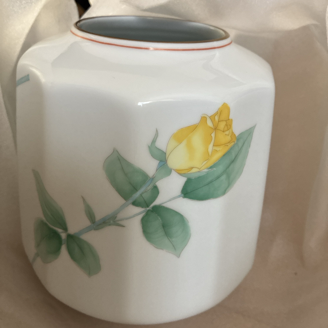 香蘭社 - 香蘭社 ローズガーデン 花瓶 金彩 未使用 箱有の通販 by