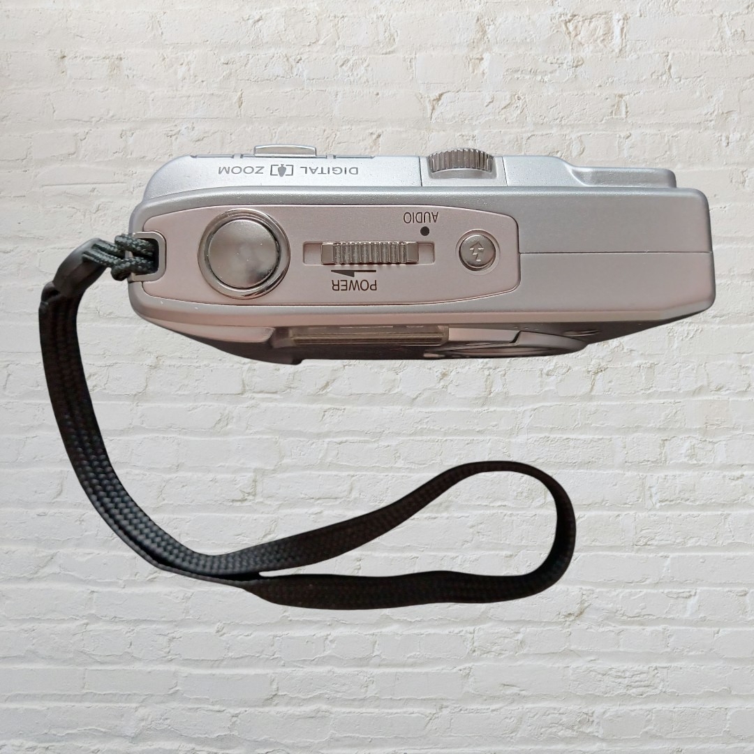 富士フイルム - FUJIFILM FinePix 40i 動作確認済みの通販 by M's shop