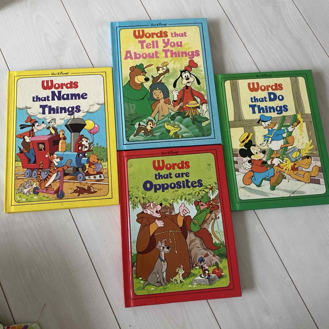 ディズニー英語システム 絵本 words that name things他