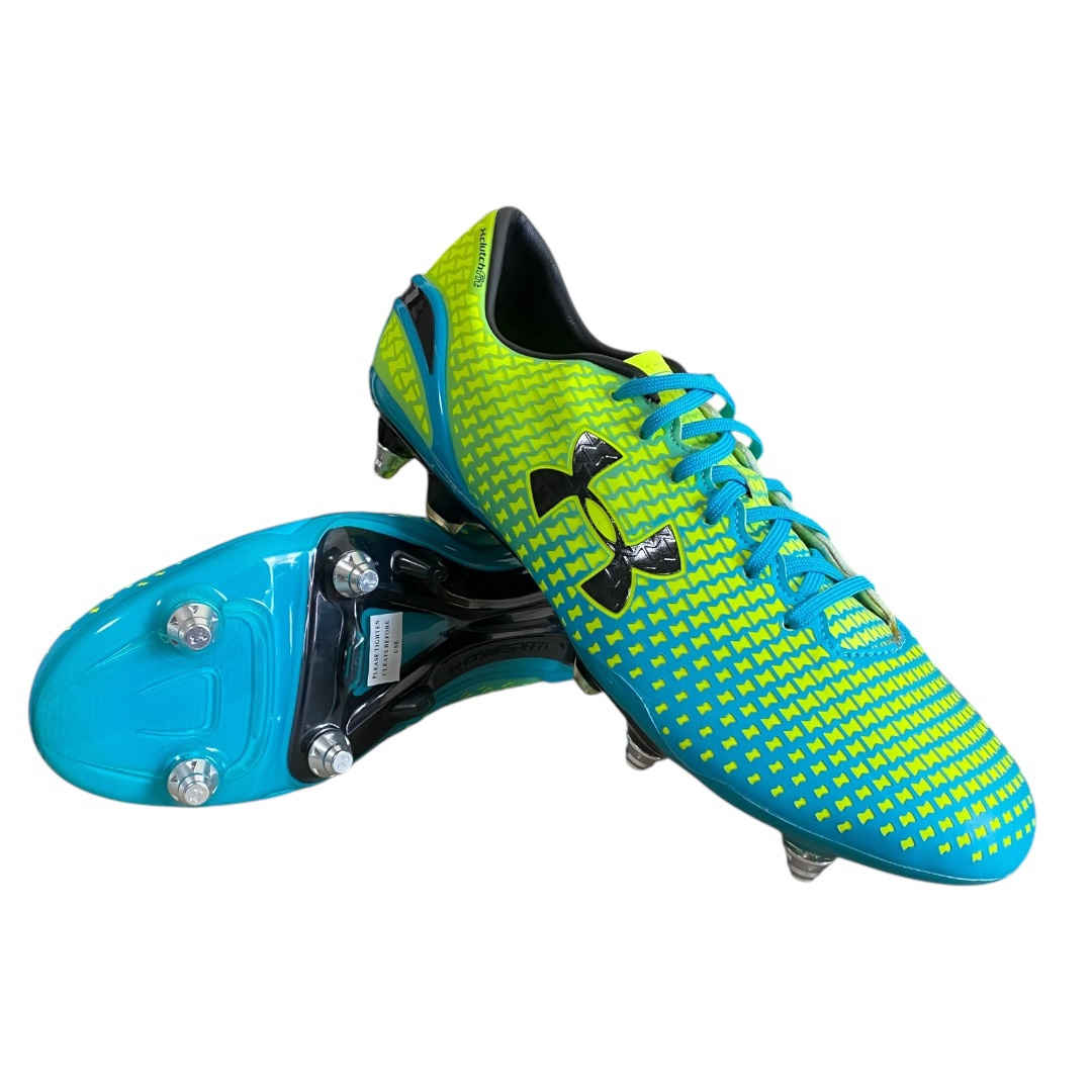 UNDER ARMOUR - ClutchFit Force Hybrid SGの通販 by shop｜アンダー
