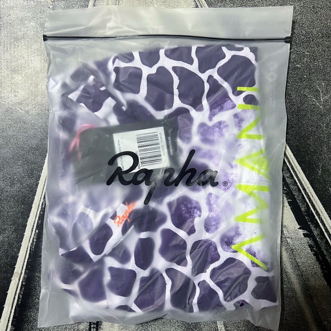 新品 Rapha 特別限定版 アマーニ プロチーム トレーニング ジャージの