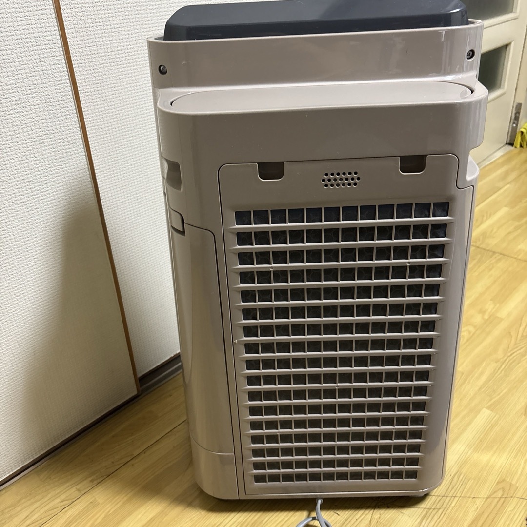 SHARP - SHARP 加湿空気清浄機 KC-F50C 18年製の通販 by AK's shop