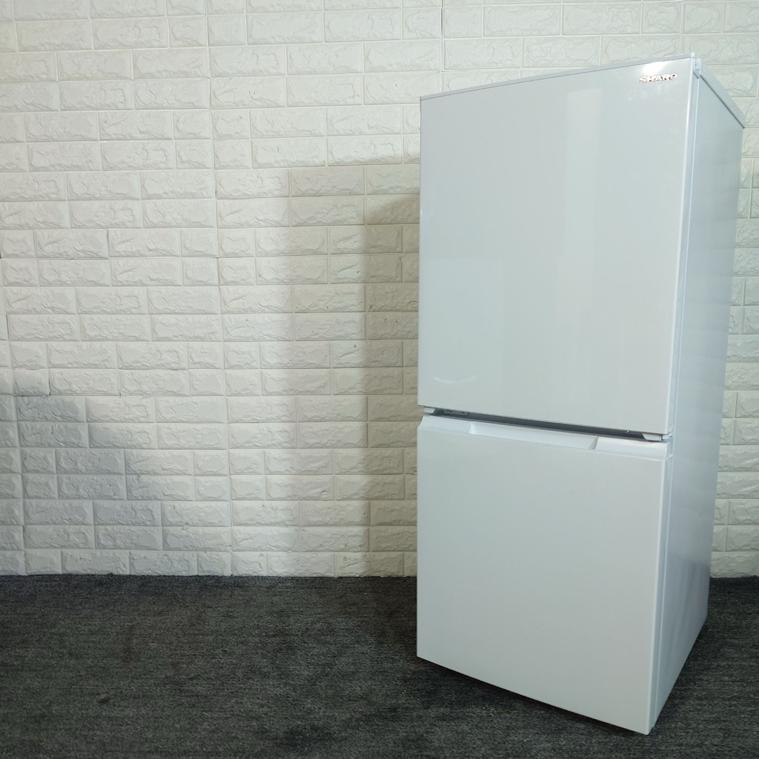 SHARP - SHARP 冷蔵庫 SJ-D15JJ-W 152L 2023年製 家電 J092の通販 by