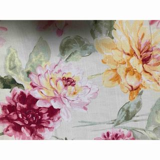 LAURA ASHLEY（カーテン）のフリマアイテム一覧