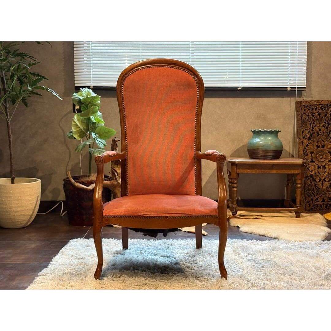 ① フランスアンティーク 輸入家具 ロココ 鋲打 リベット打 アーム