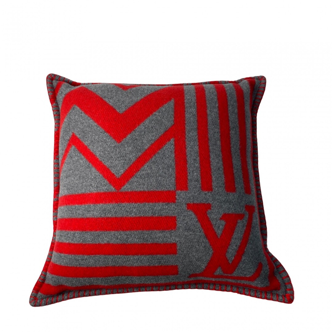 LOUIS VUITTON - 未使用 ルイ ヴィトン LOUIS VUITTON クッション