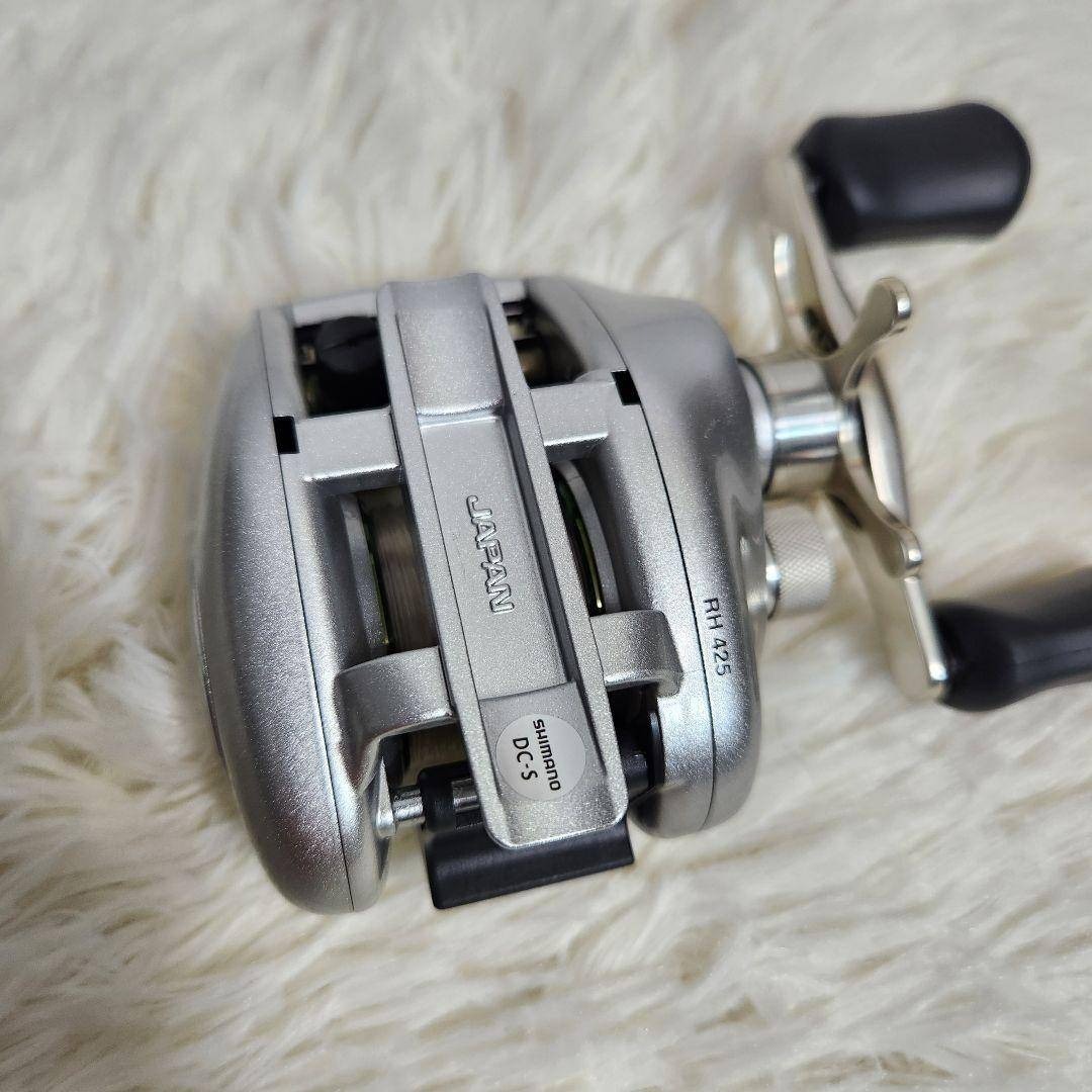 ほぼ新品】シマノ スコーピオン メタニウムMg 左巻き 00の通販 by ぽぬ