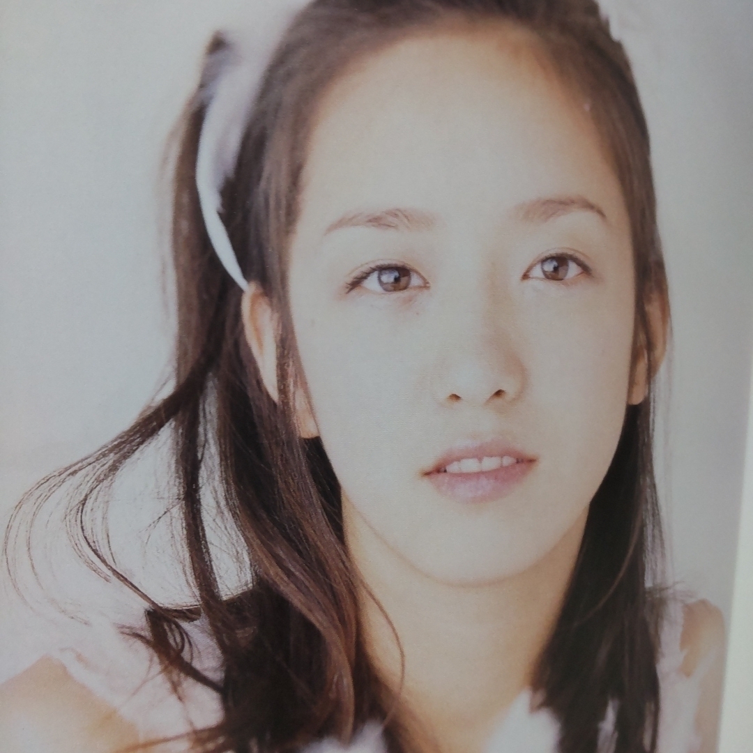 加藤美佳。写真集。サイン入り。結花×美佳from仮面ライダ－555